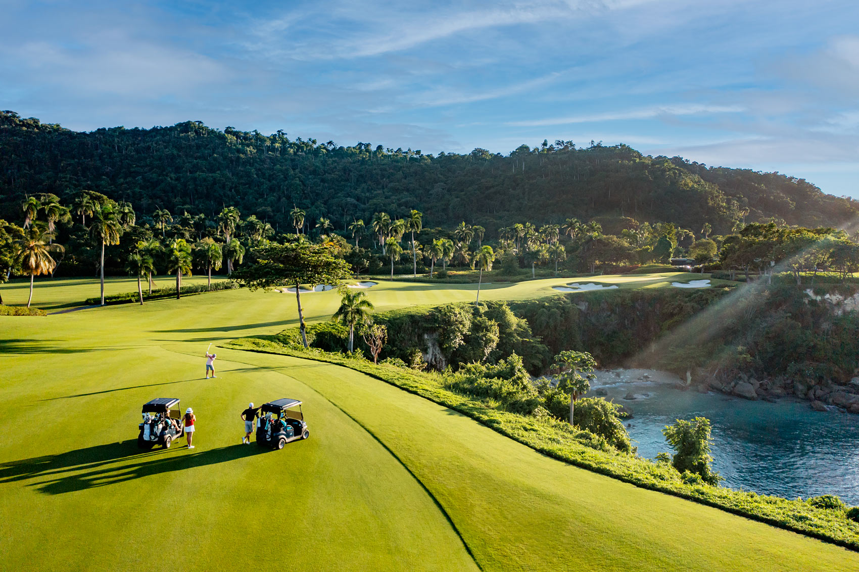 Golf_Family_Drone_052