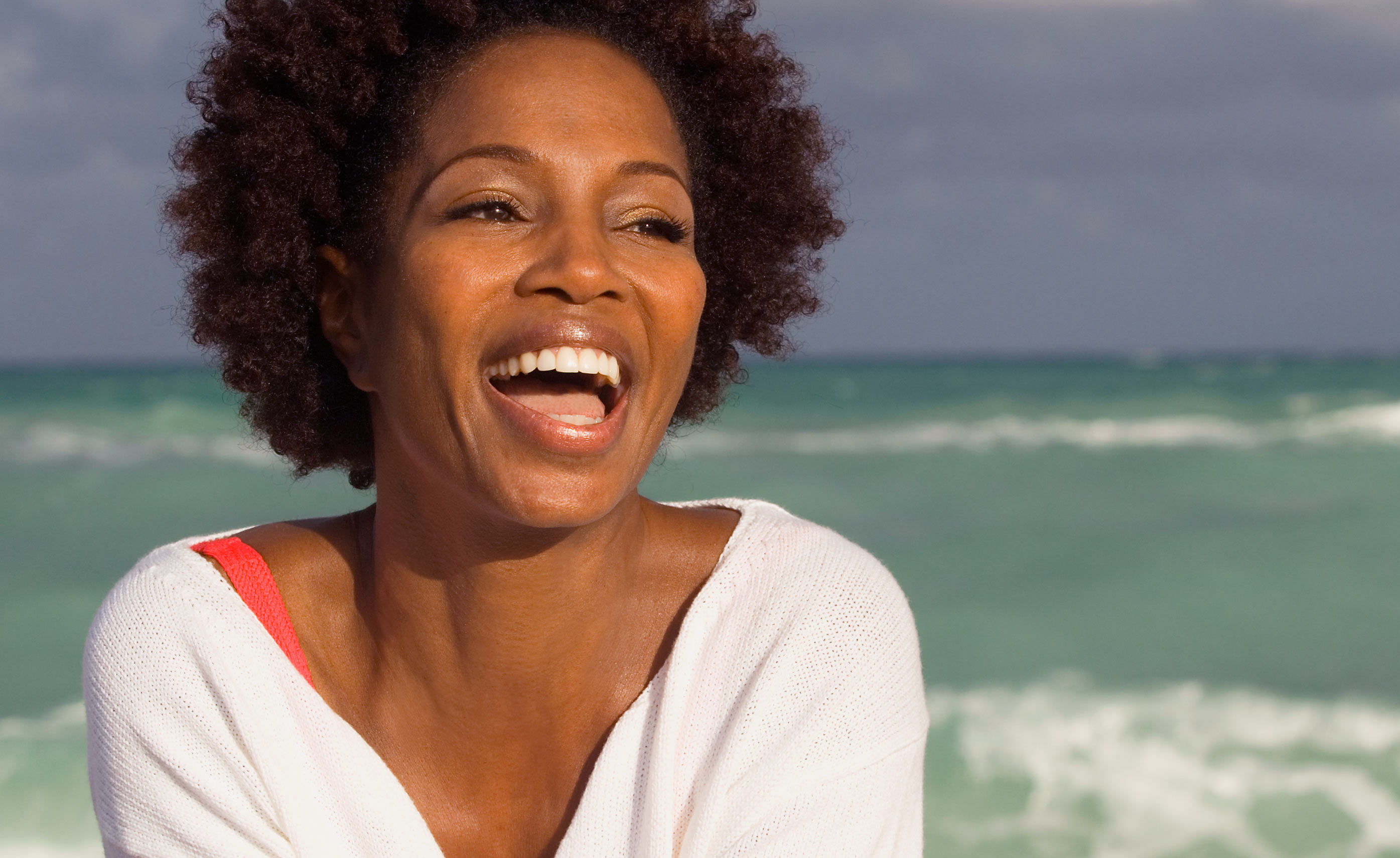 Woman Ocean Laughing  Afro